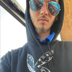 Meet your Posher, Bradley